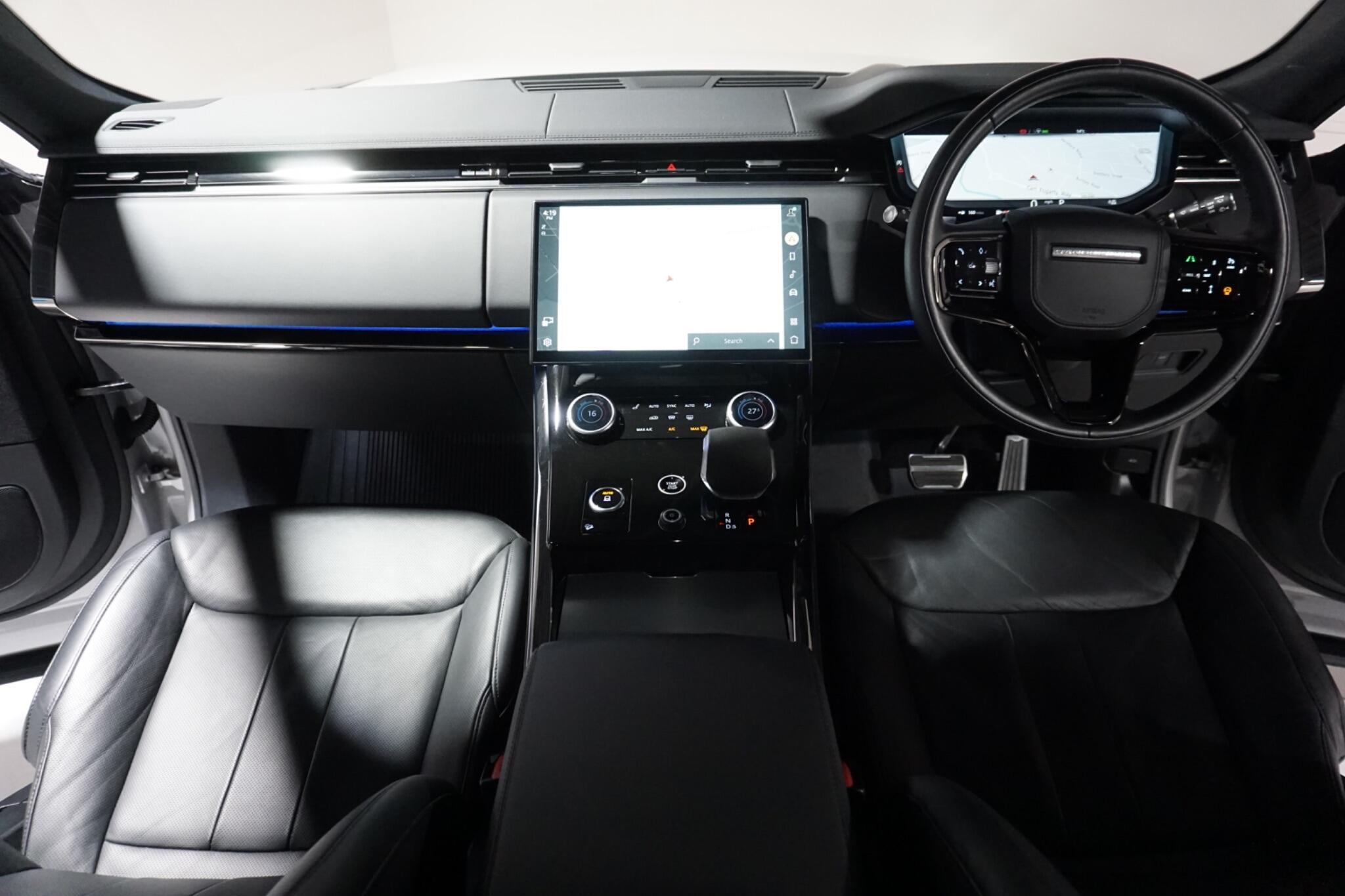 Land Rover Range Rover Sport 3.0 D300 MHEV Dynamic SE SUV 5dr Diesel Auto 4WD Euro 6 (s/s) (300 ps)